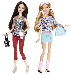 Barbie Life in the Dreamhouse Raquelle and Summer Cafe 2-Pack, Y7449